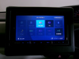 ディスプレイオーディオ。テレビや、AM/FMラジオがご利用いただけます。