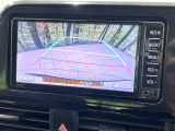 【バックカメラ】駐車時に後方がリアルタイム映像で確認できます。大型商業施設や立体駐車場での駐車時や、夜間のバック時に大活躍!運転スキルに関わらず、今や必須となった装備のひとつです!