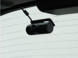 ◆リアにもドライブレコーダーを装備しております◆映像・音声などを記録する自動車用の装置です。もしもの事故の際の記録はもちろん、旅行の際の思い出としてドライブの映像を楽しむことができます。