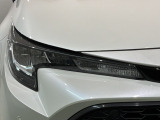 LEDヘッドライトは、点灯の瞬間から最大光量を発揮し、突然暗くなるトンネルなどでの安定感を高めます。