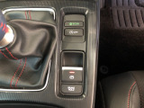 【電動パーキングブレーキ・ブレーキホールド】簡単なボタン操作で、毎日の運転が快適になります♪