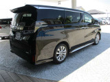 自動車保険も取り扱っております。この機会に保険を見直しましょう♪