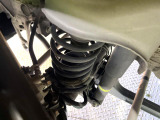 お車を安心してお乗りいただく為には、足回りの定期点検が欠かせません。サービスサポート(有償保証)では無料点検もご提供しており、安心のカーライフをお過ごしいただけるサポート体制が整っています。