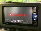 【純正ナビ】人気の純正ナビを装備しております。ナビの使いやすさはもちろん、オーディオ機能も充実!キャンプや旅行はもちろん、通勤や買い物など普段のドライブも楽しくなるはず♪