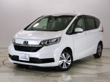 ホンダカーズ東京中央 砧店へようこそ。 当社下取りのお墨付き車両。人気車両で充実装備の一台。おススメです。どうぞご覧ください。