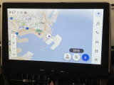 いまや必須装備「ナビゲーション」搭載!知らない場所にスイスイッとドライブ。もう、これなしではハンドルを握れませんね!でも運転中の操作は危険ですのでご注意ですね☆