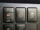 電動スライドドアのOFFスイッチです。洗車時など意図せずスライドドアを開閉したくないときなどOFFにすることをお勧めします