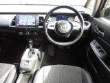 ●Honda SENSING●本革巻ステアリングホイール●テーブルコンソール●照明付スマートフォントレー●ソフトパッド(プライムスムース)