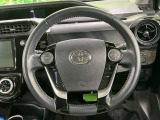 【純正革巻きステアリング】上質な革を使用することで、手にしっかり馴染みとても運転しやすいハンドルです♪