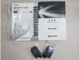 キーを取り出さずにドアを施錠&解錠。クルマの始動も可能です。