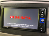 【純正ナビ】人気の純正ナビを装備しております。ナビの使いやすさはもちろん、オーディオ機能も充実!キャンプや旅行はもちろん、通勤や買い物など普段のドライブも楽しくなるはず♪
