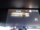 LDW(車線逸脱警報)とLDP(車線逸脱防止支援)が装備されておりドライバーが意図せずに白線を跨ぐと注意を促してくれます♪
