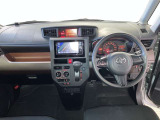 見通しのよいすっきりとした視界で、誰でも運転しやすいです。運転のしやすさは疲れにくさにも繋がりますよ♪