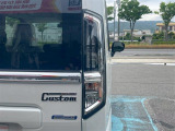 各種カスタムも承っております。エアロ、社外アルミホイール、シートカバー、車高調、ダウンサス等カスタムのことも新車王国にお任せ下さい。