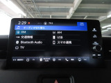 フルセグテレビ搭載。USB入力、Bluetoothオーディオに対応しています。