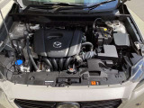 「SKYACTIV-G(ガソリン)」は、規格外の高圧縮を実現し、世界のエンジン技術者に驚きを与えました。さらに、それを維持したままノッキングの発生を抑え、熱効率を向上、走りにも寄与したエンジンです。