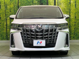 弊社では、全車『修復歴なし』のお車のみ取り扱っております。専任バイヤーによる厳選した仕入れの後、入庫後の車両チェックを行い、ネクステージが認定した高品質な中古車をご提供しております。