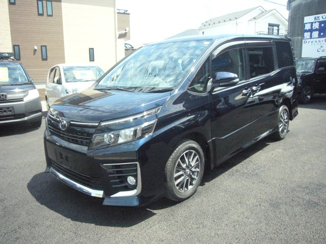 トヨタ ヴォクシー 