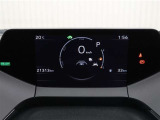 トップマウントメーター・7インチディスプレイに先進的で機能LEDインジケーターでスマートでコックピット感を演出