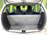 普段のお買い物や通勤、送迎等に十分な荷室スペースを確保しております。セカンドシートを倒すと、大きな荷物の積載も可能です♪