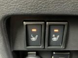 運転席と助手席にはシートヒーター、寒い日もぬくぬくドライブ♪