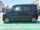 【届出(登録)済未使用車とは】自動車の分類では「新車」「中古車」この2種類しかありません。走行距離が100km未満かつ初度登録または初度届出された車両を「届出(登録)済未使用車」と呼んでいます。