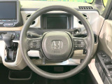 【ステアリングスイッチ】運転中、前方から目線をそらすことなく、オーディオ等の操作が可能な便利機能!安心&快適なドライブを演出してくれます♪