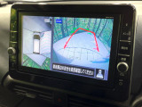 【アラウンドビューモニター】専用のカメラにより、上から見下ろしたような視点で360度クルマの周囲を確認することができます☆死角部分も確認しやすく、狭い場所での切り返しや駐車もスムーズに行えます。