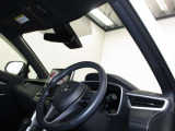 見通しのよいすっきりとした視界で、誰でも運転しやすいです。運転のしやすさは疲れにくさにも繋がりますよ♪