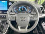 【純正革巻きステアリング】上質な革を使用することで、手にしっかり馴染みとても運転しやすいハンドルです♪
