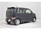 当店は全車『ロングラン保証』付!(1年間、距離無制限 HV車はHV保証付) 別途延長保証もご用意しております♪ ぜひ現車を確認にご来店ください
