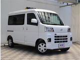 入庫時・販売時・納車前に、弊社基準の68項目に及ぶ点検整備を実施しております。