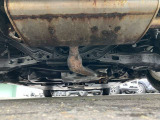下回りの状態です。錆が少ない車です。