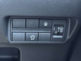 SRSサイド、カーテンエアバックや、衝突被害軽減ブレーキ、踏み間違い衝突防止アシスト、車線逸脱警報、などその他安全機能も多数揃ってます☆安全運転は心がけてくださいね(*&rsquo;&omega;&rsquo;*)