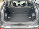 普段のお買い物や通勤、送迎等に十分な荷室スペースを確保しております。セカンドシートを倒すと、大きな荷物の積載も可能です♪