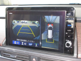 運転をしやすくする多彩な視界を手に入れるシステム。「見通しの悪い交差点での発進」「料金所などへの幅寄せ」「バック駐車」「縦列駐車」といった、多くの人が苦手意識を持ちやすいシーンで効果を発揮します。