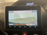 【バックモニター】駐車時に後方がリアルタイム映像で確認できます。駐車時や、夜間のバック時に大活躍♪
