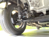 お車を安心してお乗りいただく為には、足回りの定期点検が欠かせません。サービスサポート(有償保証)では無料点検もご提供しており、安心のカーライフをお過ごしいただけるサポート体制が整っています。