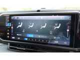 Apple car play , Android Auto Auto 対応ナビゲーショシステム搭載。