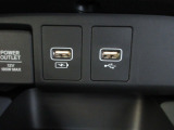 便利な充電用USBジャックも付いています☆周辺機器の充電にご利用頂けます☆