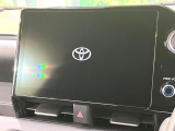 【メーカー純正ナビ】インテリアに溶け込むスタイリッシュな「専用設計」メーカーナビを装備♪視認性や操作性など基本性能にも優れ、より上質なカーライフをお楽しみいただけます。