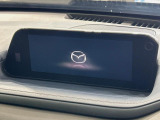 【8型メーカー純正ナビ】インテリアに溶け込むスタイリッシュな「専用設計」メーカーナビを装備♪視認性や操作性など基本性能にも優れ、より上質なカーライフをお楽しみいただけます。