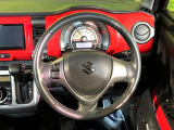 【純正革巻きステアリング】上質な革を使用することで、手にしっかり馴染みとても運転しやすいハンドルです♪