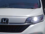 LEDヘッドライト搭載でしっかり明るく照らしてくれるので、夜間走行や不慣れな道でも安心です。