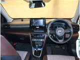 オシャレなインテリアで運転する気分も盛り上がりますよね^^