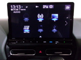 ホンダ純正ギャザズ11.4インチナビLXM-247VFLiを装備。AppleCarPlay/AndroidAuto/AM/FM/CD・DVD再生/BTA/地デジ/録音再生機能がご利用いただけます