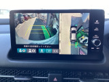 カメラで映した周囲の映像をナビゲーション画面に表示し、ドライバーの死角を減らすことで運転負荷を軽減するマルチビューカメラシステム装備です!
