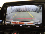 バックガイドモニターで、後方を確認しながら安心して駐車することができます。運転初心者も熟練者も必須の機能ですよ!