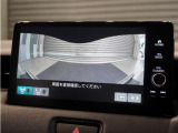 【バックカメラ】後退時も安心。リバース連動で画面が切り替わるのでとっても便利。