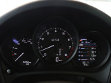 3連メーターパネル、4.6インチTFTカラー液晶ディスプレー GTSロゴ入りレブカウンター